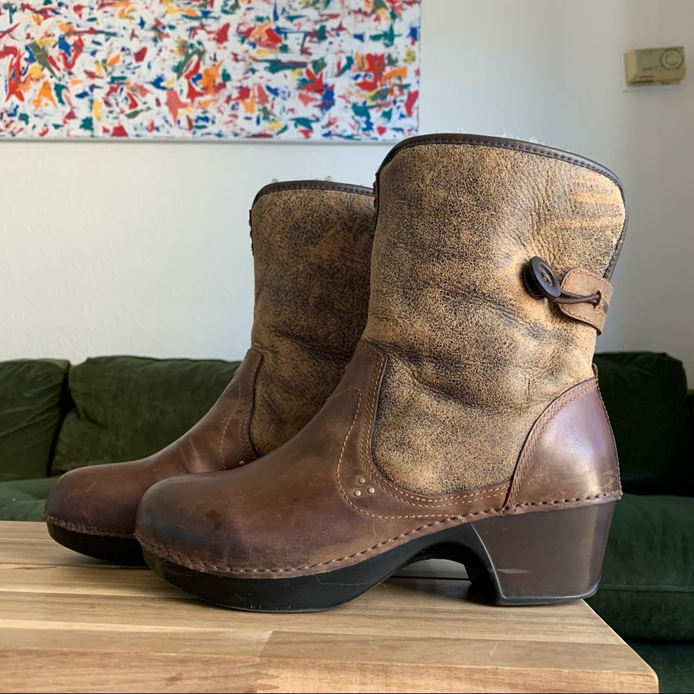 sherpa lined dansko clog boots